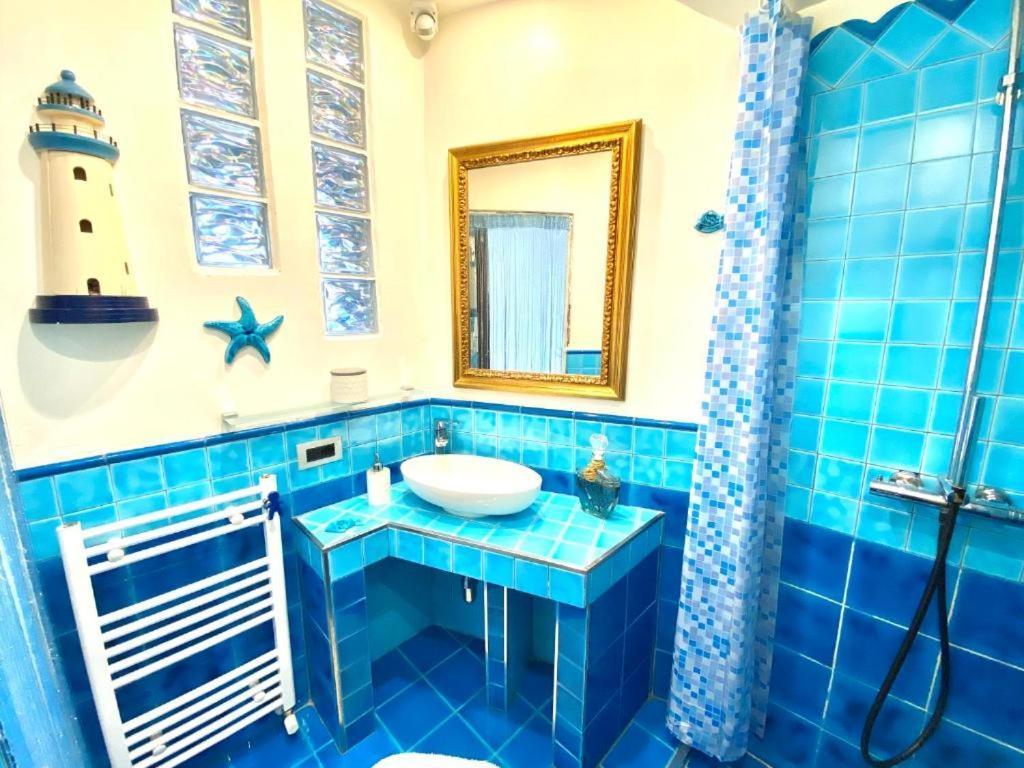 Bocconi Home, Moderna Ed Elegante, Spazioso E Luminoso, Con Due E Due Bagni Appartement