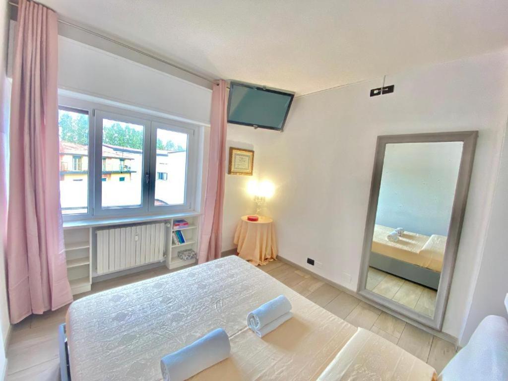 Appartement Bocconi Home, Moderna Ed Elegante, Spazioso E Luminoso, Con Due E Due Bagni *